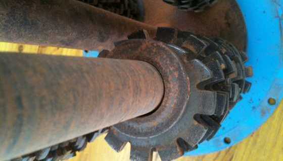 Blades broken due to excess wear and mismanagement of the rotor and the machine